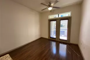 2700 Brazos St, Houston, TX 77006 - Photo 4