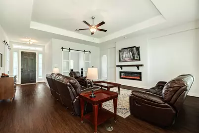 527 Lakeland Circle, Rosharon, TX 77583 - Photo 16