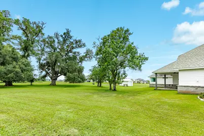 527 Lakeland Circle, Rosharon, TX 77583 - Photo 42