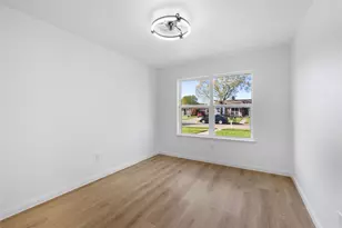 12403 Shannon Hills Dr, Houston, TX 77099 - Photo 22
