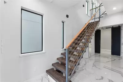 529 Memorial Heights Drive, Houston, TX 77007 - Photo 8