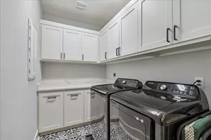 1767 De Milo Dr, Houston, TX 77018 - Photo 36