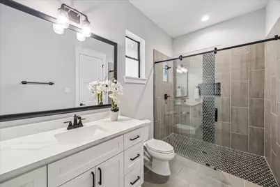 1767 De Milo Drive, Houston, TX 77018 - Photo 32