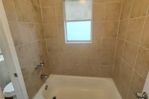 1003 Dyche Ln, Alvin, TX 77511 - Photo 12