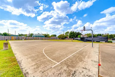 19507 Flintside Drive, Katy, TX 77449 - Photo 32