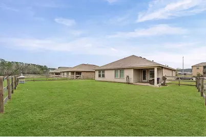 222 Kickapoo Drive, Anahuac, TX 77514 - Photo 16