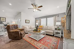 222 Kickapoo Dr, Anahuac, TX 77514 - Photo 10