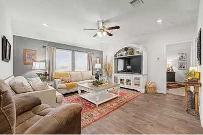 222 Kickapoo Drive, Anahuac, TX 77514 - Photo 2