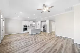 17681 Rosette Grass Dr, Conroe, TX 77385 - Photo 16