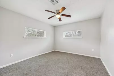 710 E Magnolia Street, Angleton, TX 77515 - Photo 6