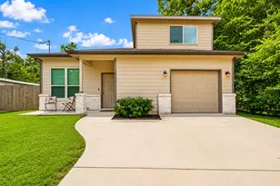 12789 Royal W Dr, Conroe, TX 77303 - Photo 4
