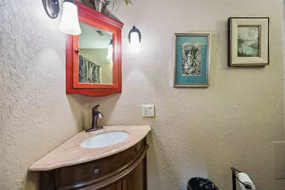 20420 Plaza Circle, Crosby, TX 77532 - Photo 24