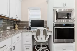 231 Bee Balm Ct, Conroe, TX 77304 - Photo 10