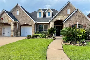 6223 Duke Trail Ln, Sugar Land, TX 77479 - Photo 1