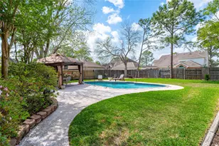 1407 W Castlewood Ave, Friendswood, TX 77546 - Photo 34