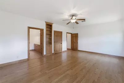 109 W Market Street, Fayetteville, TX 78940 - Photo 12