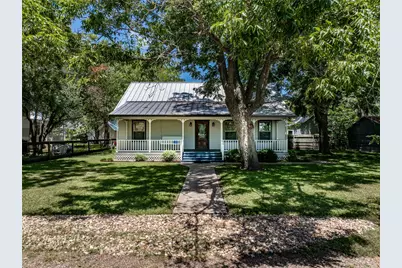 109 W Market Street, Fayetteville, TX 78940 - Photo 22