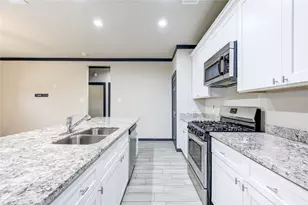 8103 Glass St, Houston, TX 77016 - Photo 4