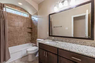 417 Marina View Dr, Webster, TX 77598 - Photo 30