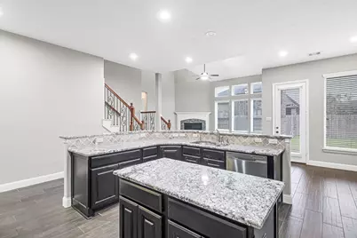 6718 Miller Shadow Lane, Sugar Land, TX 77479 - Photo 20