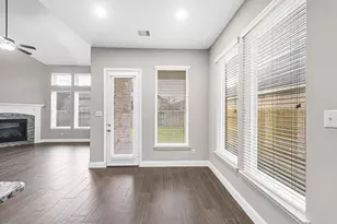 6718 Miller Shadow Ln, Sugar Land, TX 77479 - Photo 14