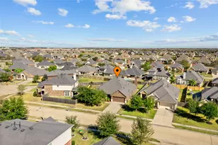 1529 Nacogdoches Valley Dr, League City, TX 77573 - Photo 4