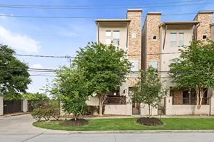 196 Harvard St, Houston, TX 77007 - Photo 1