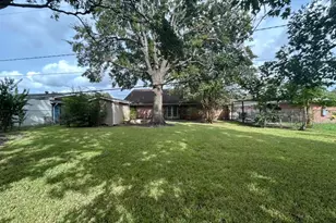 8510 Ruthby St, Houston, TX 77061 - Photo 12