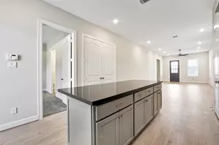 2517 S Houston Ave, Pearland, TX 77581 - Photo 6