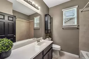 13826 Birney Point Ln, Houston, TX 77044 - Photo 42