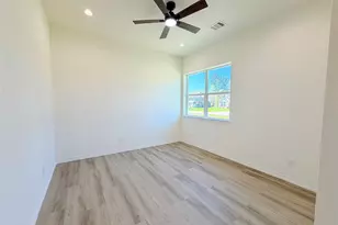 304 Rd 6614, Dayton, TX 77535 - Photo 36