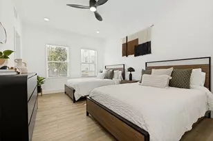 801 E 32nd 1/2 St, Houston, TX 77022 - Photo 20