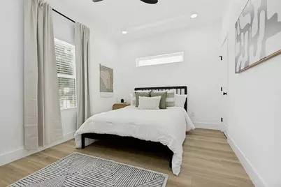 801 E 32nd 1/2 Street #A, Houston, TX 77022 - Photo 18