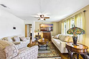 212 Elm St, Lake Jackson, TX 77566 - Photo 10