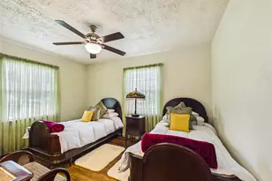 212 Elm St, Lake Jackson, TX 77566 - Photo 20