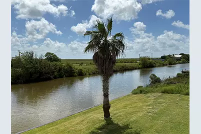 163 County Road 299 #163, Sargent, TX 77414 - Photo 4