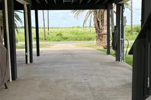 163 County Rd 299, Sargent, TX 77414 - Photo 16