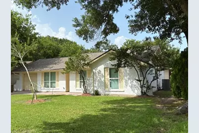 12127 Rhinebeck Drive, Houston, TX 77089 - Photo 4