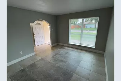 12127 Rhinebeck Drive, Houston, TX 77089 - Photo 10