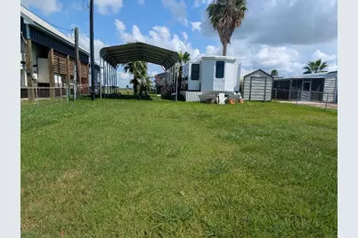 738 County Road 202, Sargent, TX 77414 - Photo 2