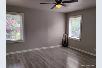 5954 Doolittle Boulevard, Houston, TX 77033 - Photo 8