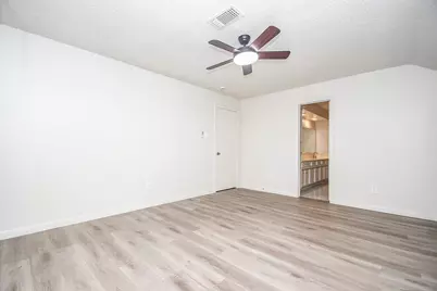 7815 Hummingbird Street, Houston, TX 77071 - Photo 10