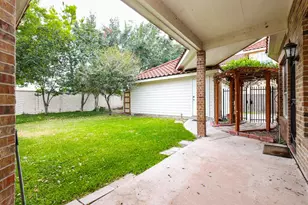 48 Pebble Beach Ct, Jersey Village, TX 77064 - Photo 18