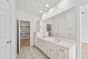 208 Hawthorne St, Houston, TX 77006 - Photo 18