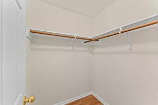 9231 Grove Haven Dr, Houston, TX 77083 - Photo 8