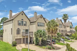 2607 Sailboat Dr, Nassau Bay, TX 77058 - Photo 2