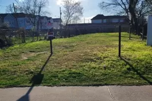 8013 N Main Street St, Houston, TX 77022 - Photo 1