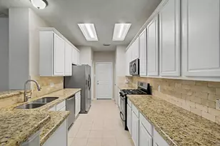 190 W Stedhill Loop, The Woodlands, TX 77384 - Photo 10