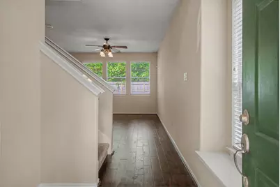 190 W Stedhill Loop, The Woodlands, TX 77384 - Photo 4