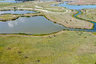 9719 Wincrest Dr, Mont Belvieu, TX 77523 - Photo 44